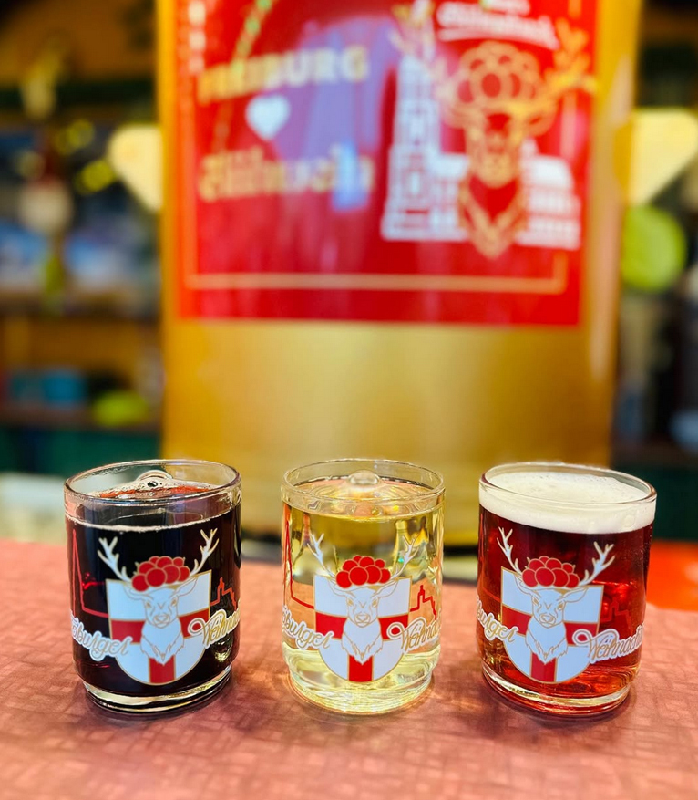 Glühwein Glas Freiburger Weihnachtsmarkt